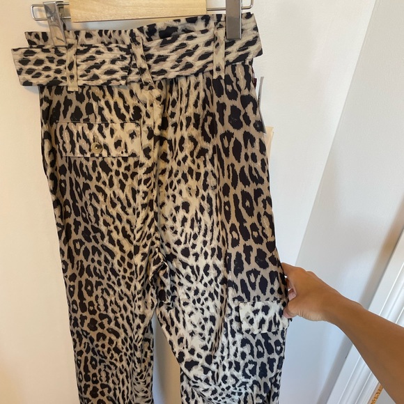 Aritzia Little Moon Pants BNWT - Picture 5 of 6
